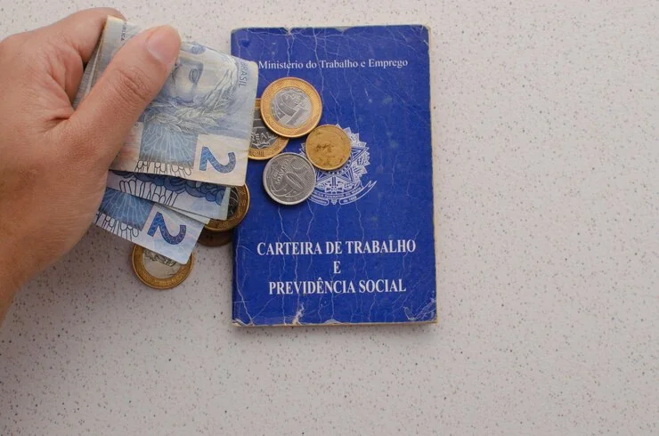 Como sacar o FGTS sem ser demitido? Veja o que fazer