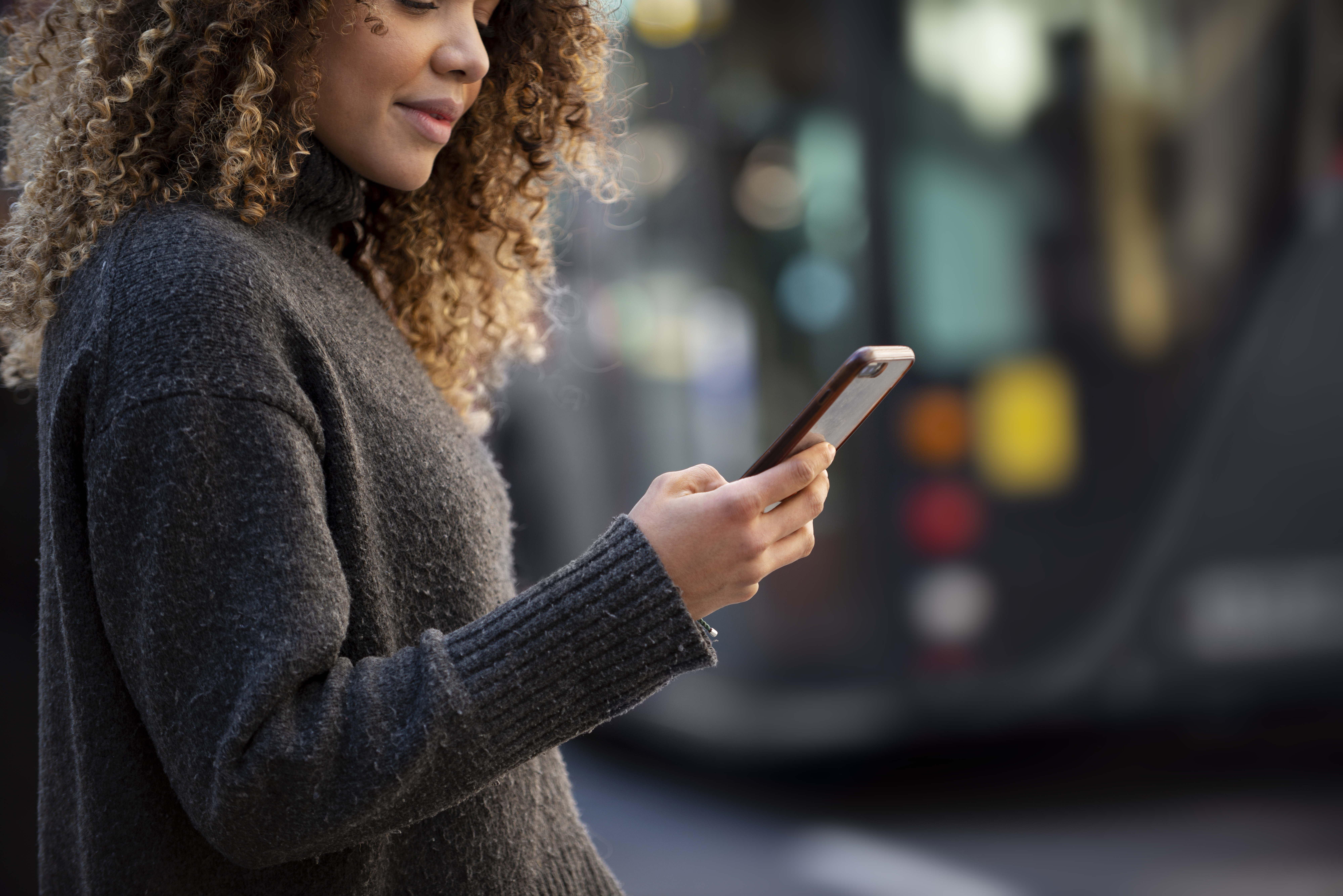 O que é obsolescência programada e como isso afeta a vida útil do seu celular